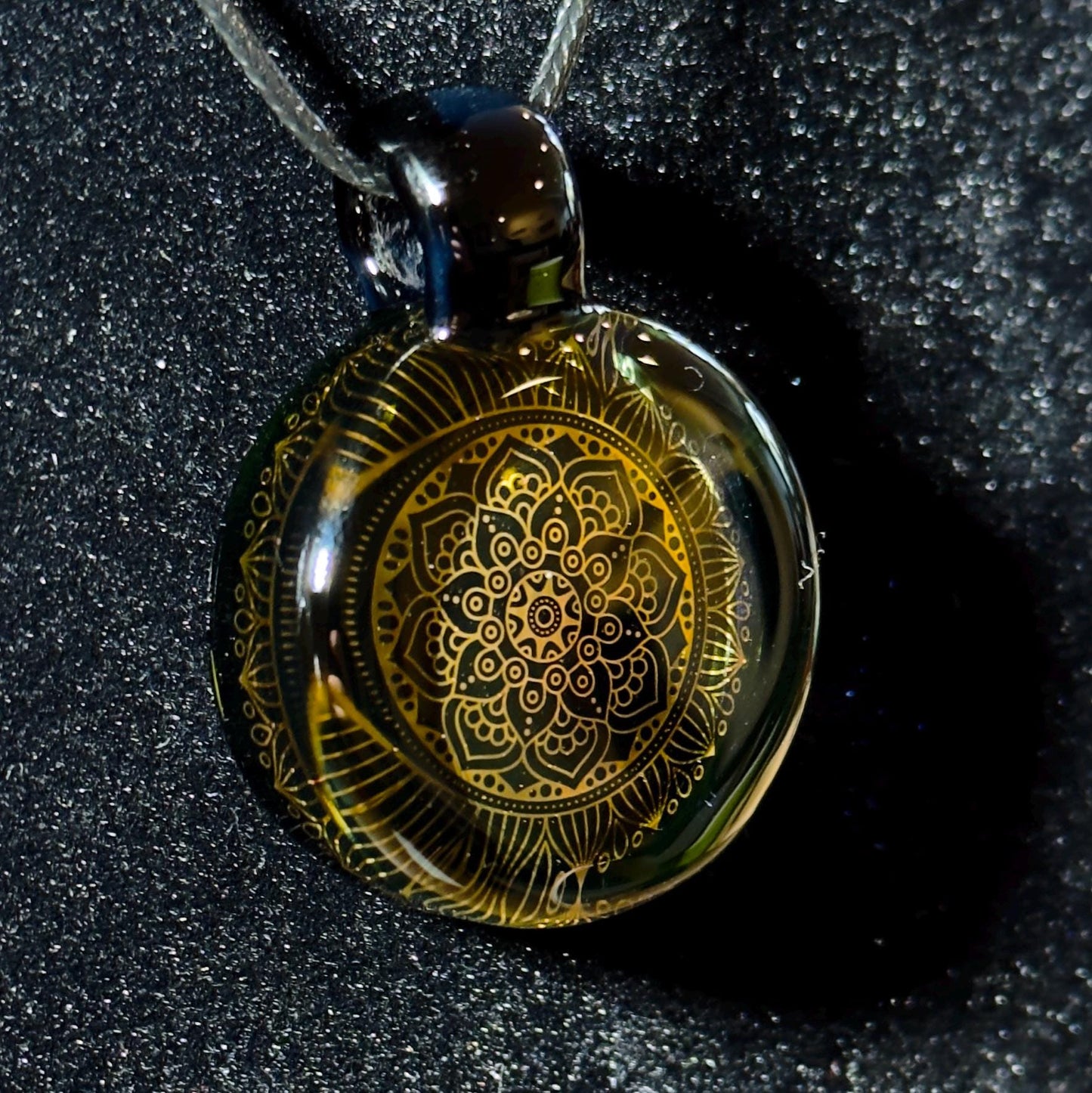 24k Mandala Fume Blown Glass Reflection pendant - Jet black