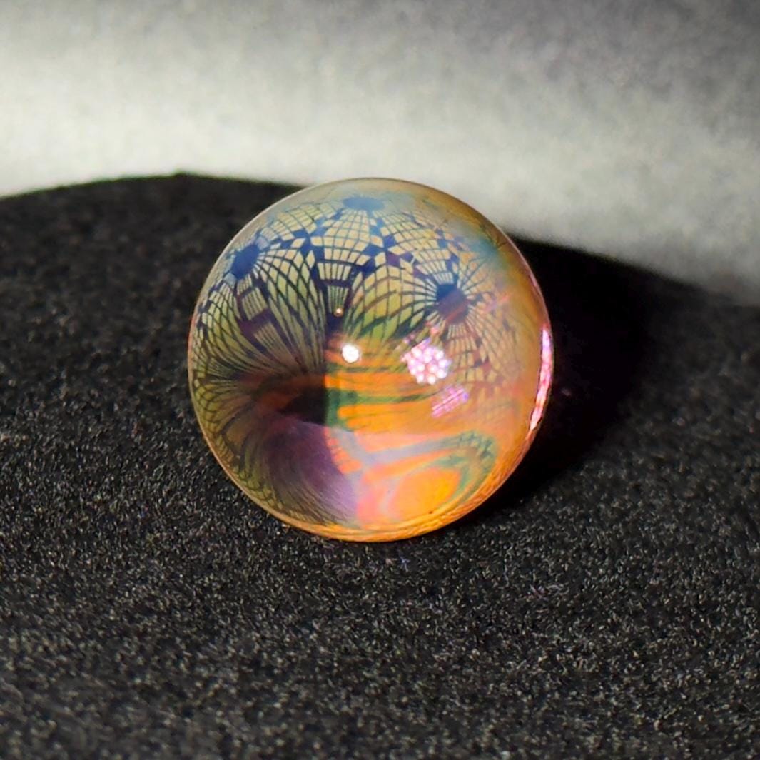 Fume gradient pattern blown glass marble with purple glass interior - 23mm Disco Checker