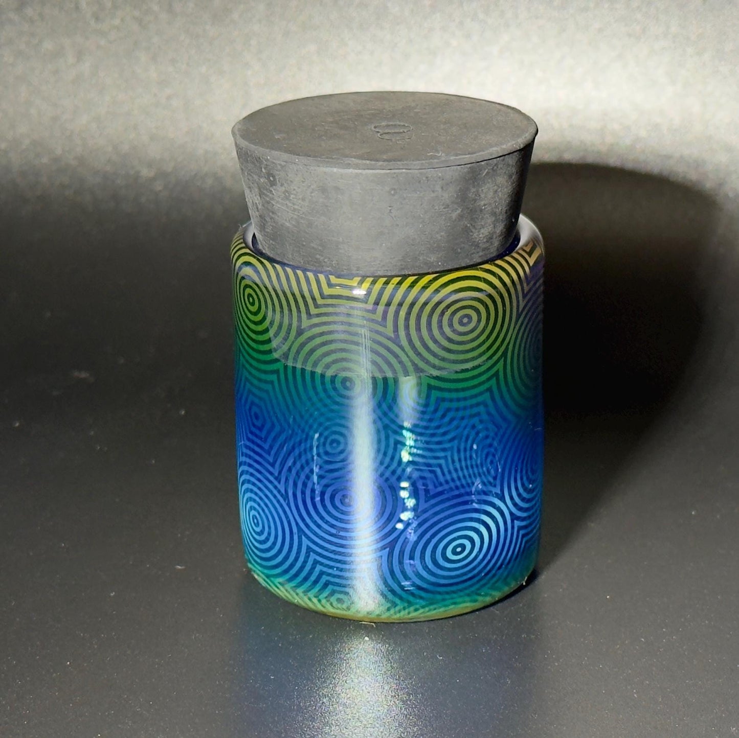 Blown glass jar, color changing fume gradient - Hologram tech hypnotic pattern