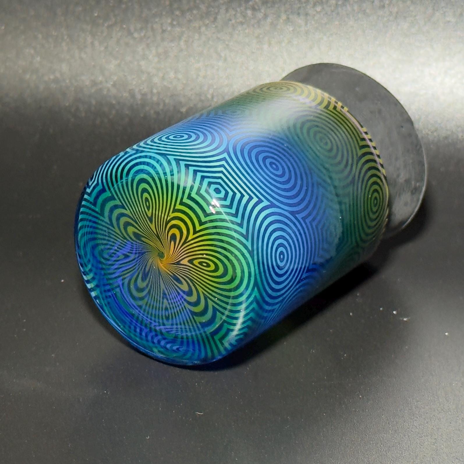 Blown glass jar, color changing fume gradient - Hologram tech hypnotic pattern