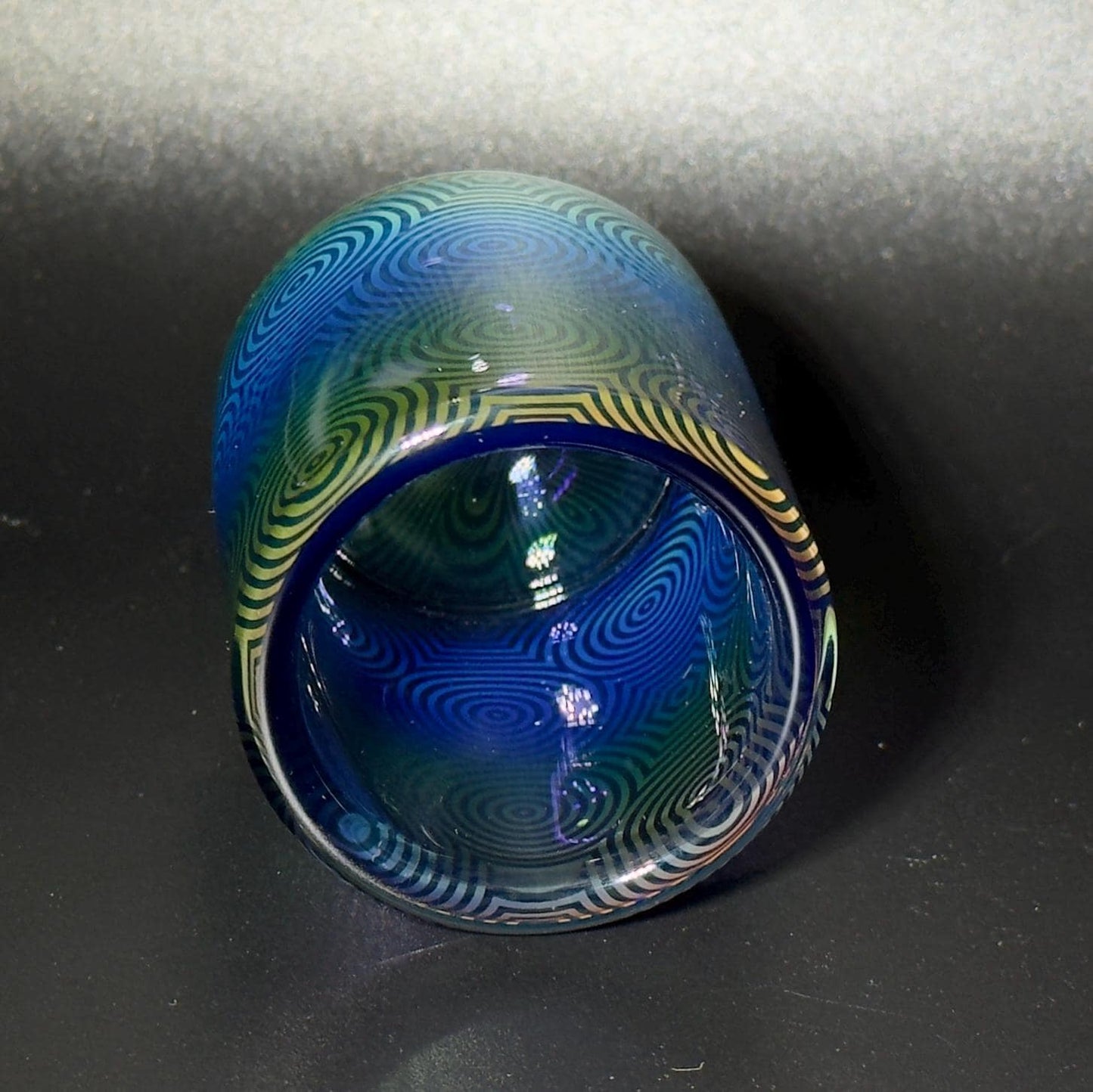 Blown glass jar, color changing fume gradient - Hologram tech hypnotic pattern