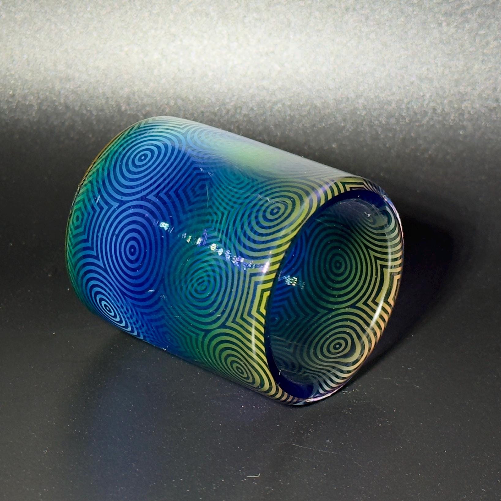 Blown glass jar, color changing fume gradient - Hologram tech hypnotic pattern