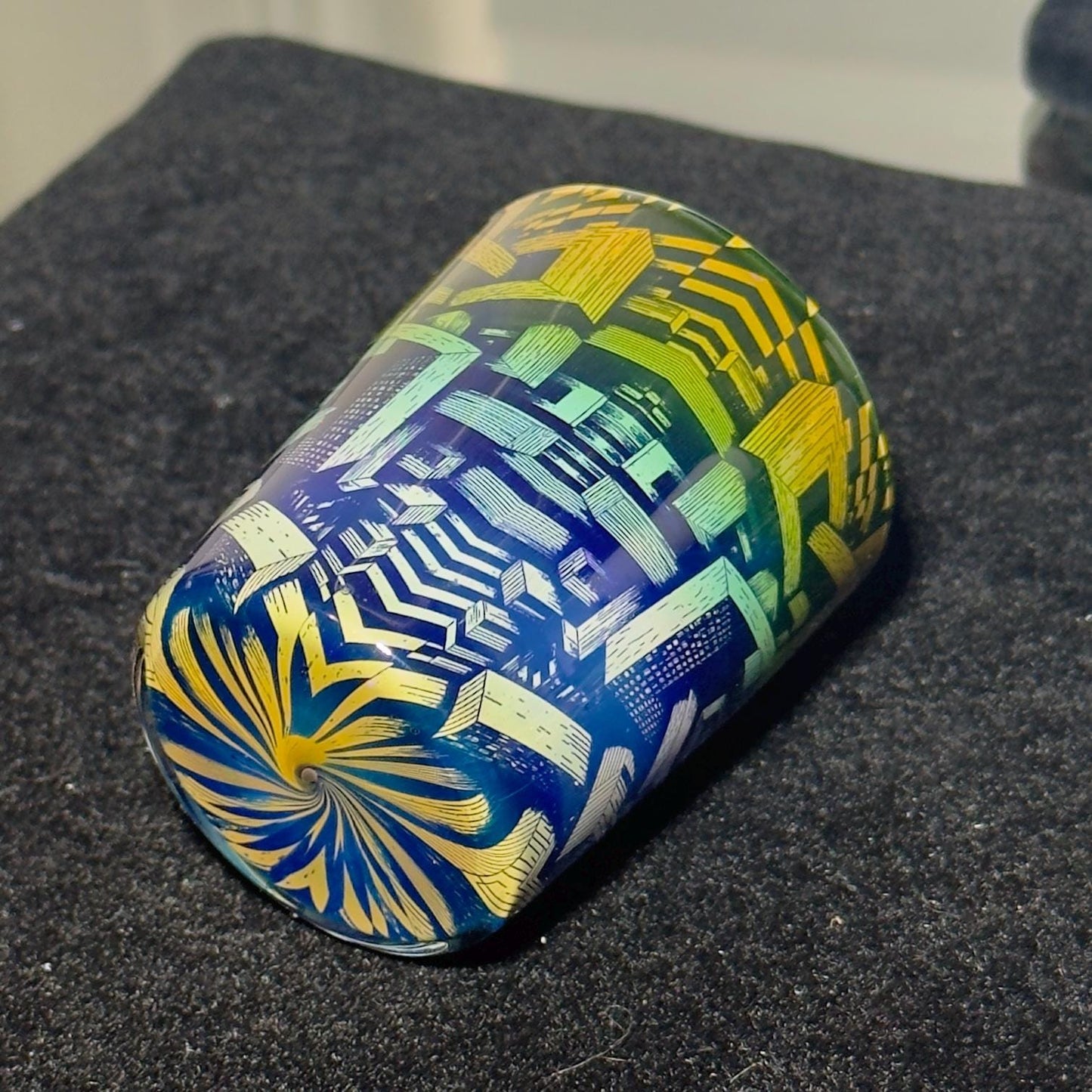 Fume illustration blown shot glass - Hologram tech color changing thick shot glass