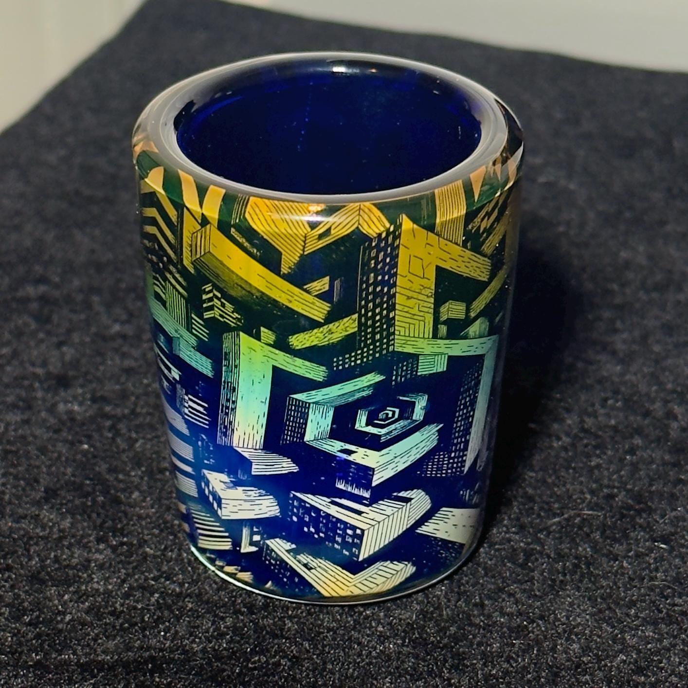 Fume illustration blown shot glass - Hologram tech color changing thick shot glass