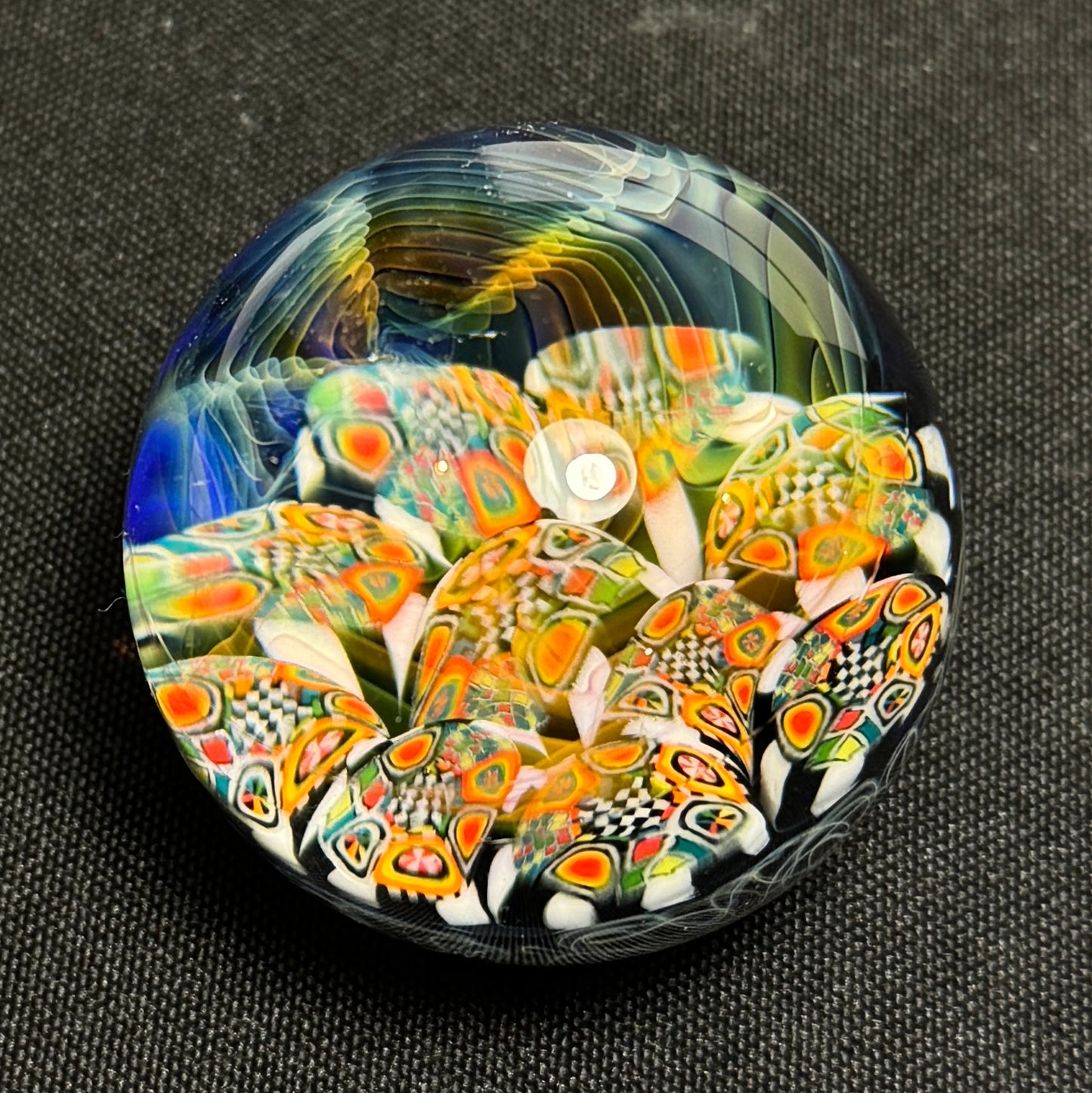 Fume lense murrine marble with silver fume bearded fade to clear wiggy, 47mm