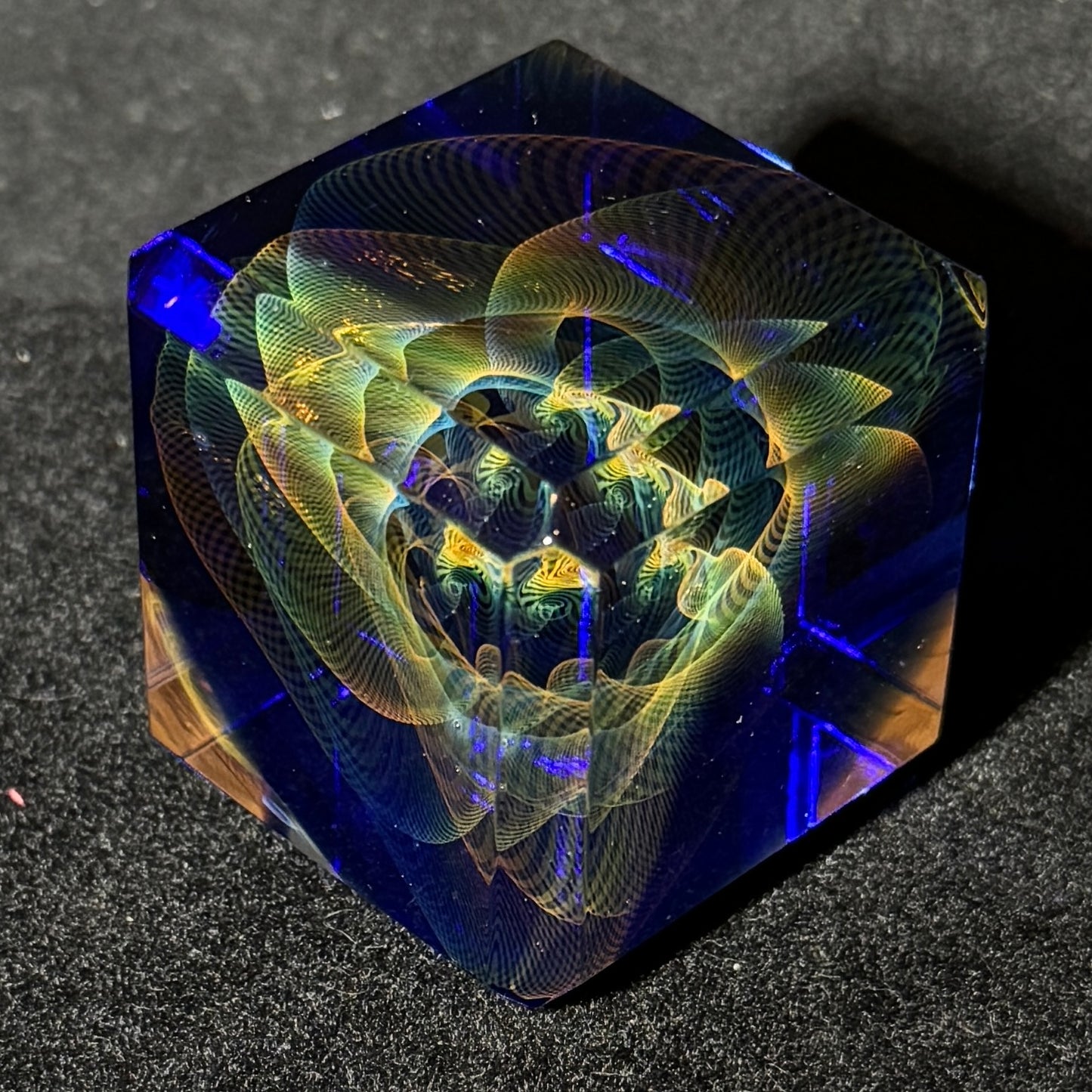 Double sided blown glass cube with gold and silver fume murrini and fume linework, 50mm