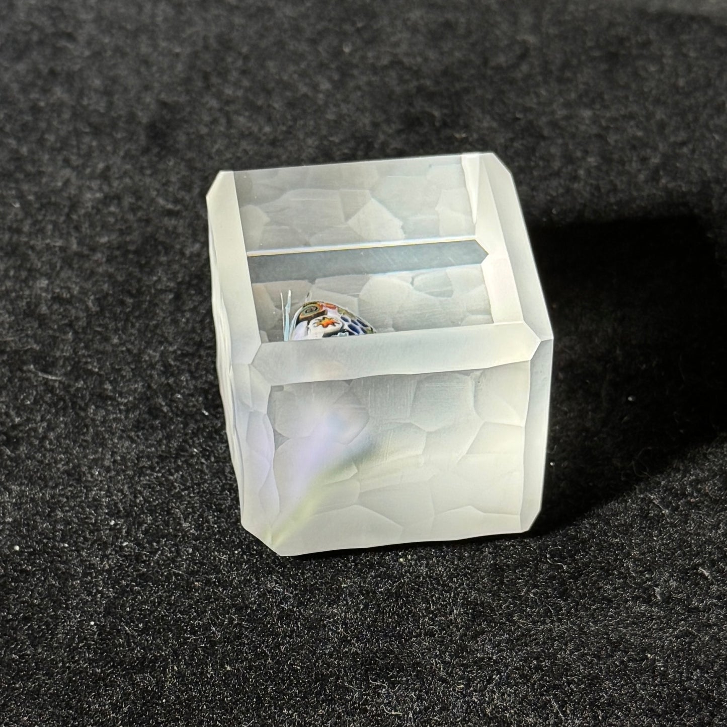 cold worked battuto cut glass cube with murrini implosion by Hefe Glass Remy 