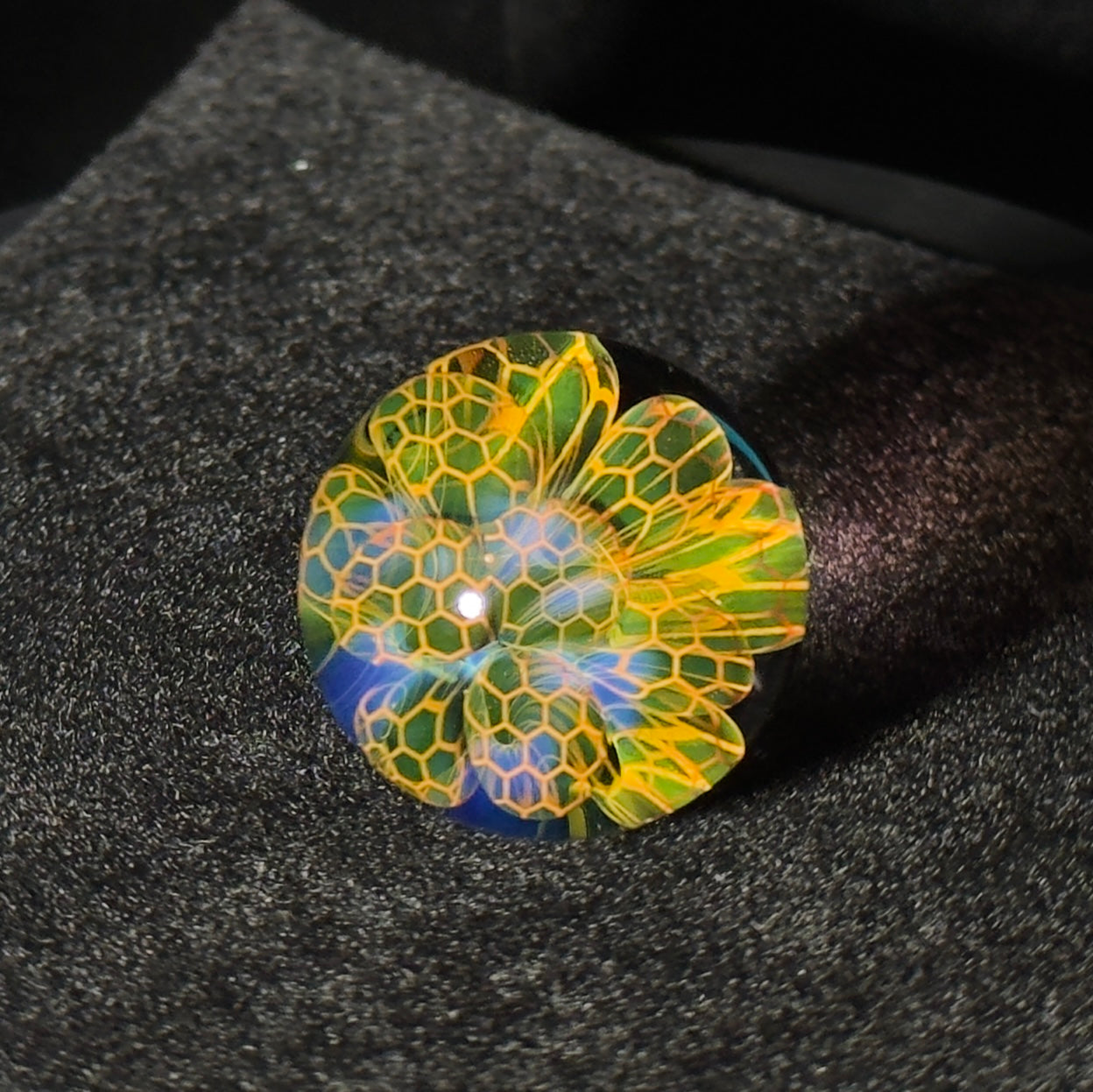 Gold and silver fume blown glass marble 27mm - Honeycomb Drip marble