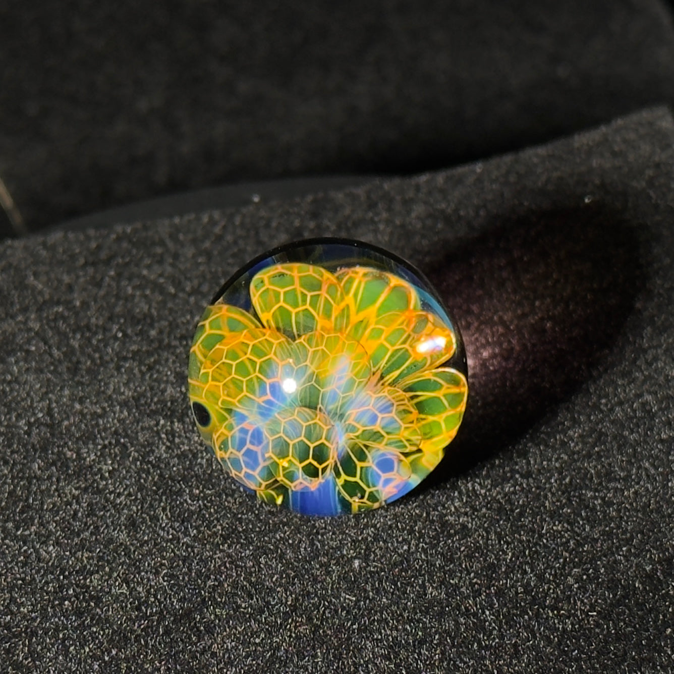 Gold and silver fume blown glass marble 27mm - Honeycomb Drip marble